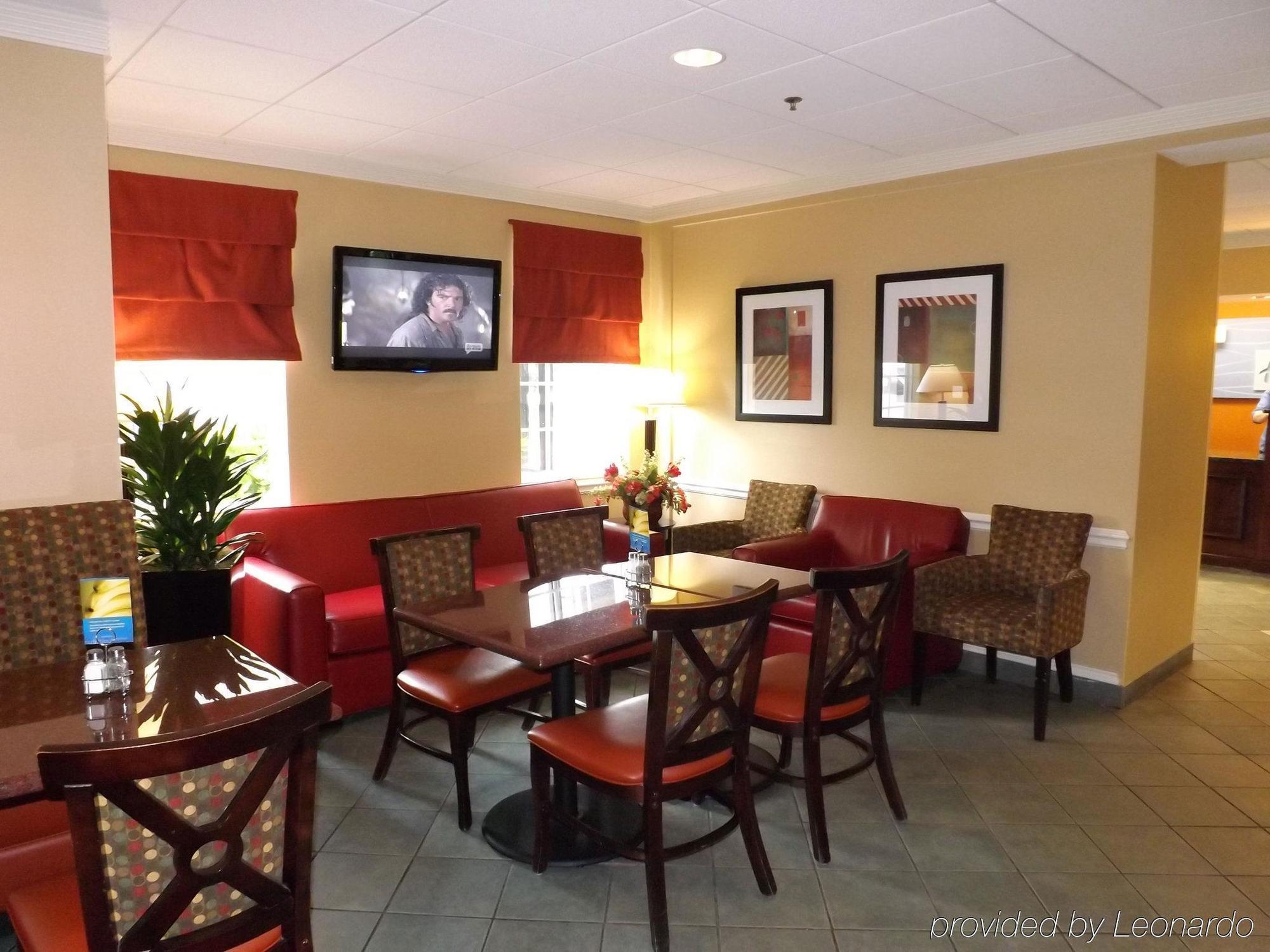 Holiday Inn Express Hotel & Suites Alcoa Knoxville Airport By Ihg Exterior foto